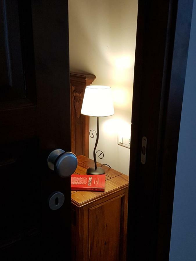 Casa Vacanze Villa D'Orleans Palermo Eksteriør bilde