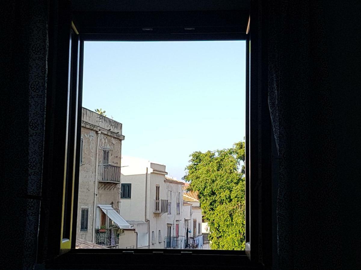 Casa Vacanze Villa D'Orleans Palermo Eksteriør bilde