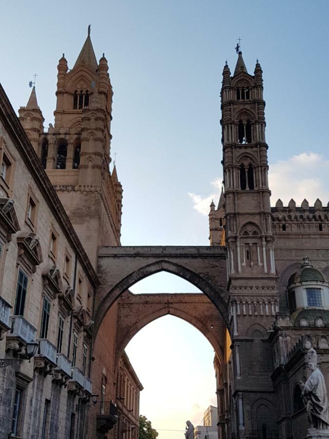 Casa Vacanze Villa D'Orleans Palermo Eksteriør bilde
