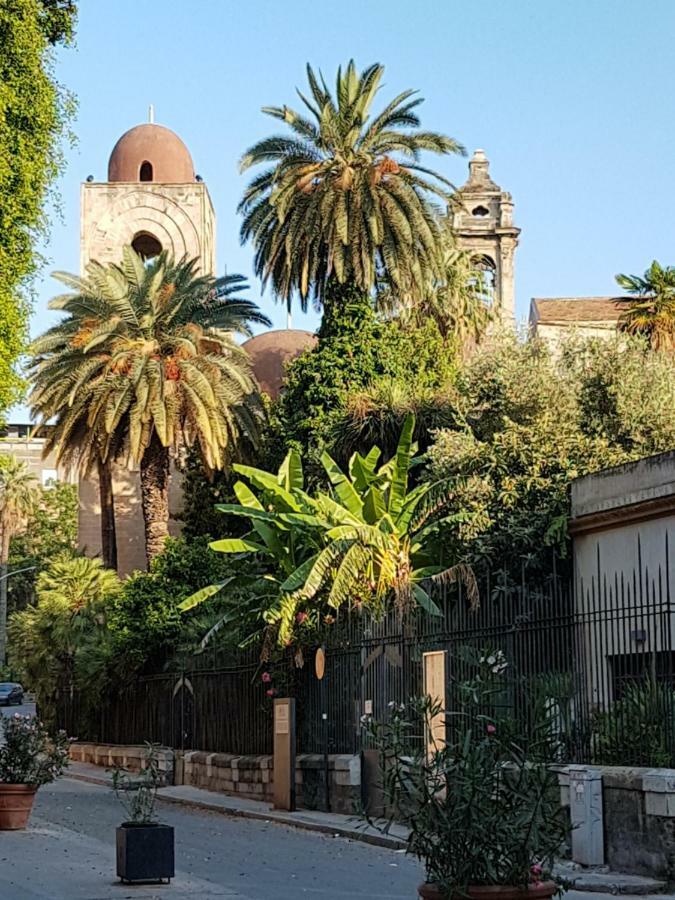 Casa Vacanze Villa D'Orleans Palermo Eksteriør bilde