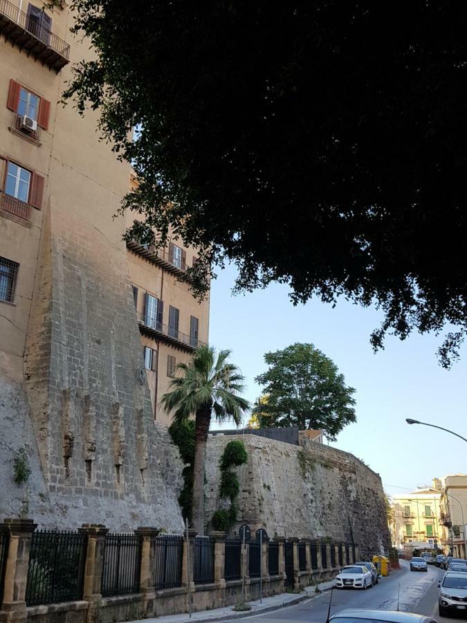 Casa Vacanze Villa D'Orleans Palermo Eksteriør bilde